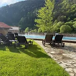Διαμέρισμα мия4 свети спас Βέλινγκραντ
